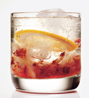 strawberry muddle cocktail at bon appétit | simple pretty