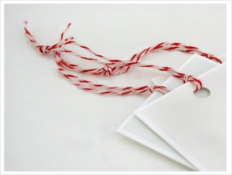 follow studio simple tags | simple pretty