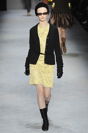 rochas fall 2010 | simple pretty